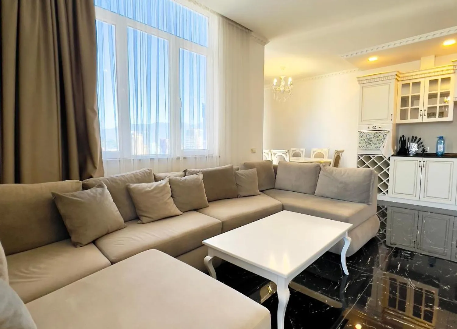 Квартира Люкс С Видом На Море И Горы Batumi Apartment