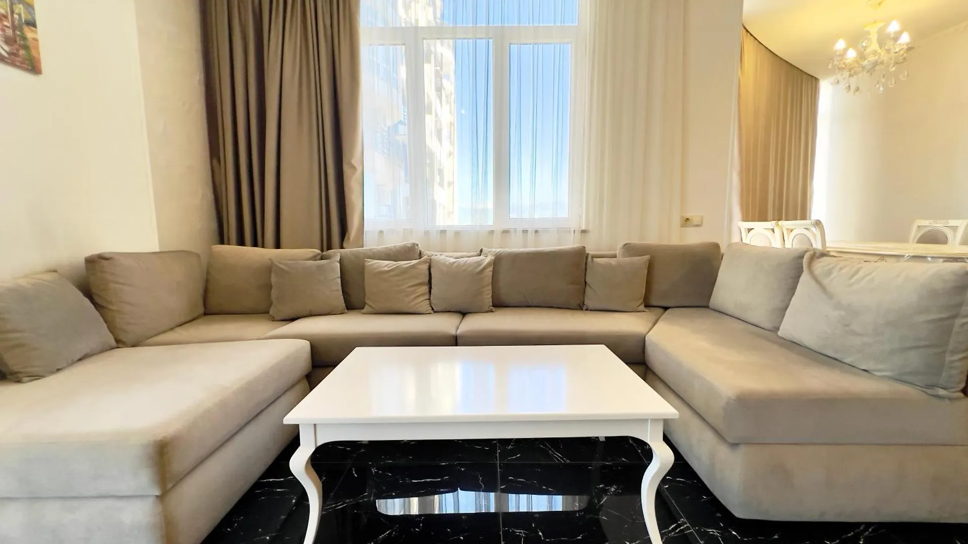 Квартира Люкс С Видом На Море И Горы Batumi Apartment